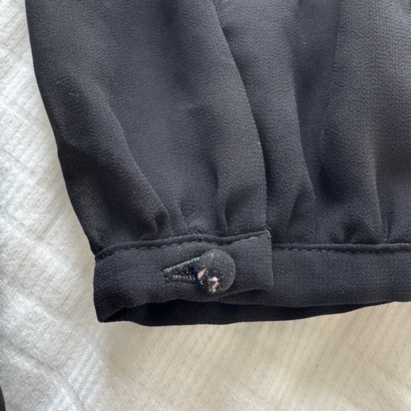 Express black v neck romper, size 2 - Picture 4 of 9